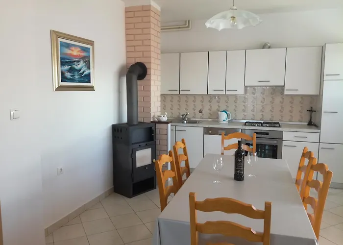 Apartman Lucija